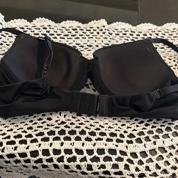 Auden black bra full coverage lightly lined bra  color black. Various sizes - Picture 5 of 6